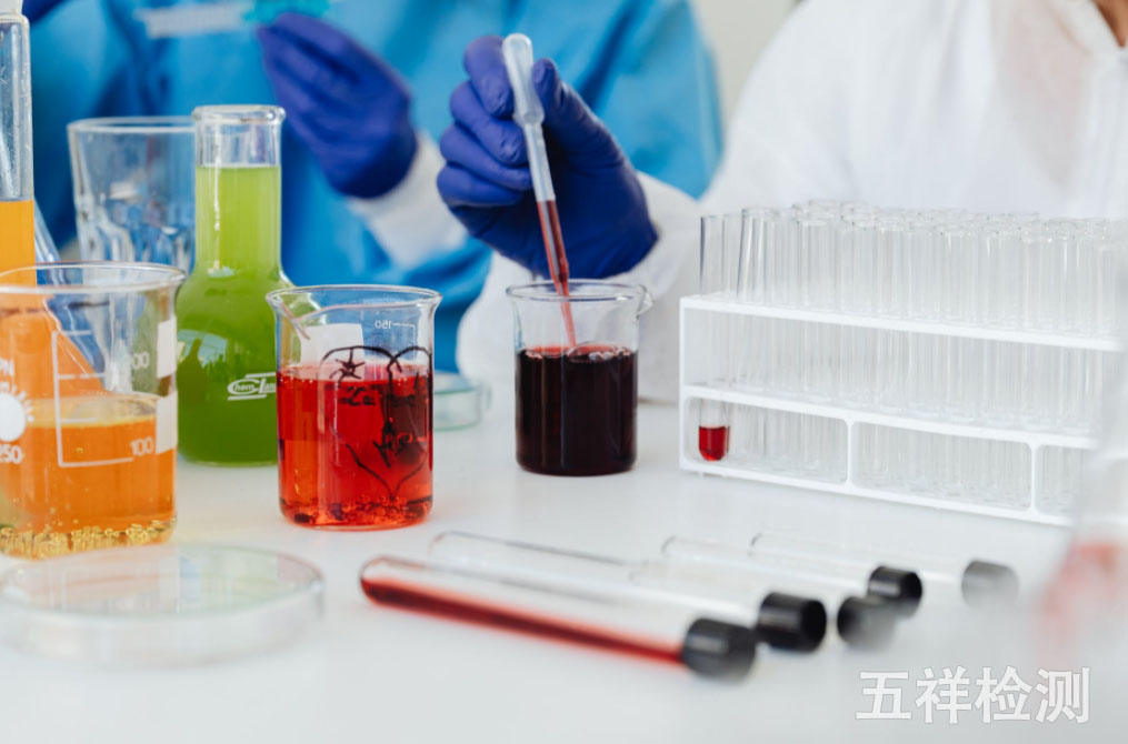 ��Ʒ���ڳ����ġ���ѧ���ԡ���Ŀ����